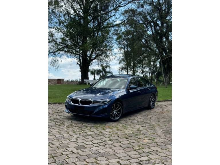 BMW - 320I - 2022/2023 - Azul - R$ 285.000,00