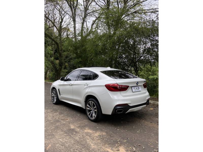 BMW - X6 - 2014/2015 - Branca - R$ 259.900,00