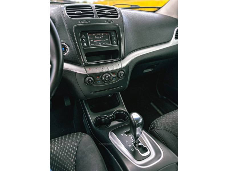 FIAT - FREEMONT - 2012/2012 - Cinza - R$ 45.900,00