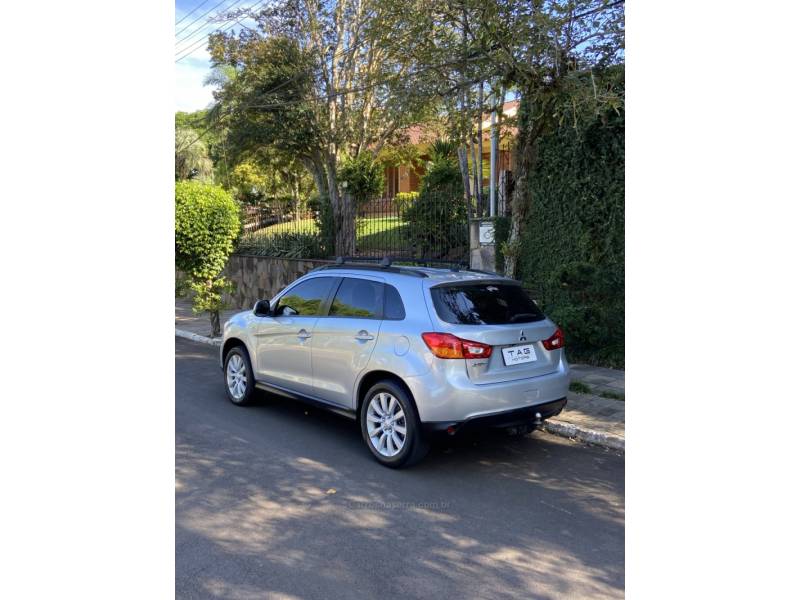 MITSUBISHI - ASX - 2016/2017 - Prata - R$ 80.000,00