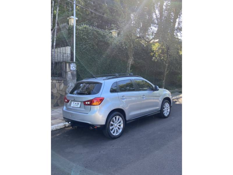 MITSUBISHI - ASX - 2016/2017 - Prata - R$ 80.000,00