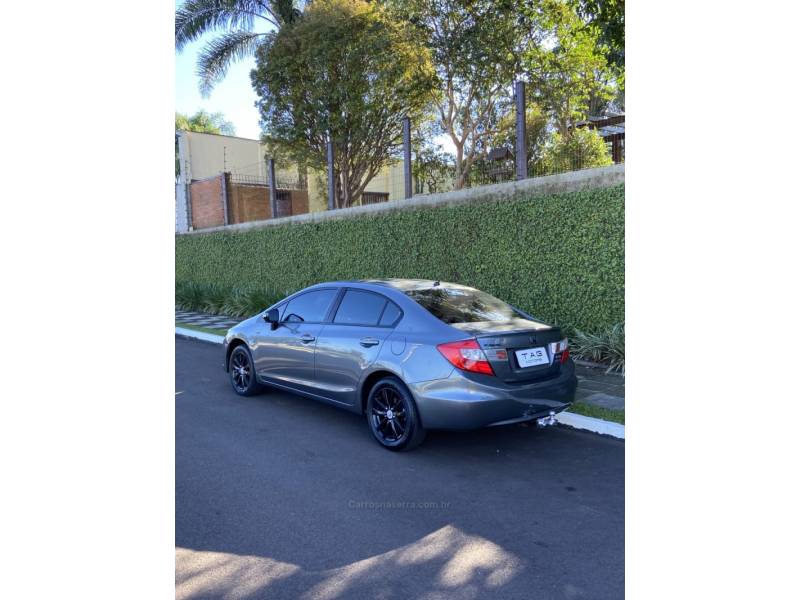 HONDA - CIVIC - 2014/2014 - Cinza - R$ 68.900,00