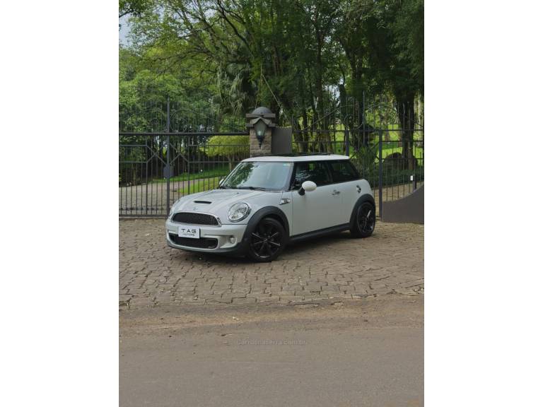 MINI - COOPER - 2011/2012 - Cinza - R$ 81.900,00
